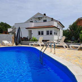Apartman Dadić